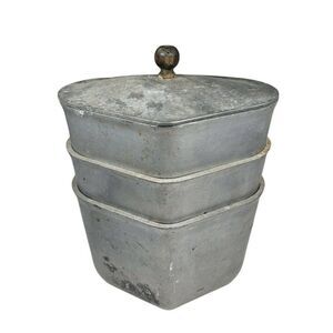 Vintage Lot 3 Club Aluminum Triangle Sauce Pans Pots with ONE LID no Handle incl